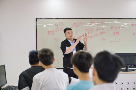 ����Աְҵ��չ�ļ����׶Σ��㶼�˽���