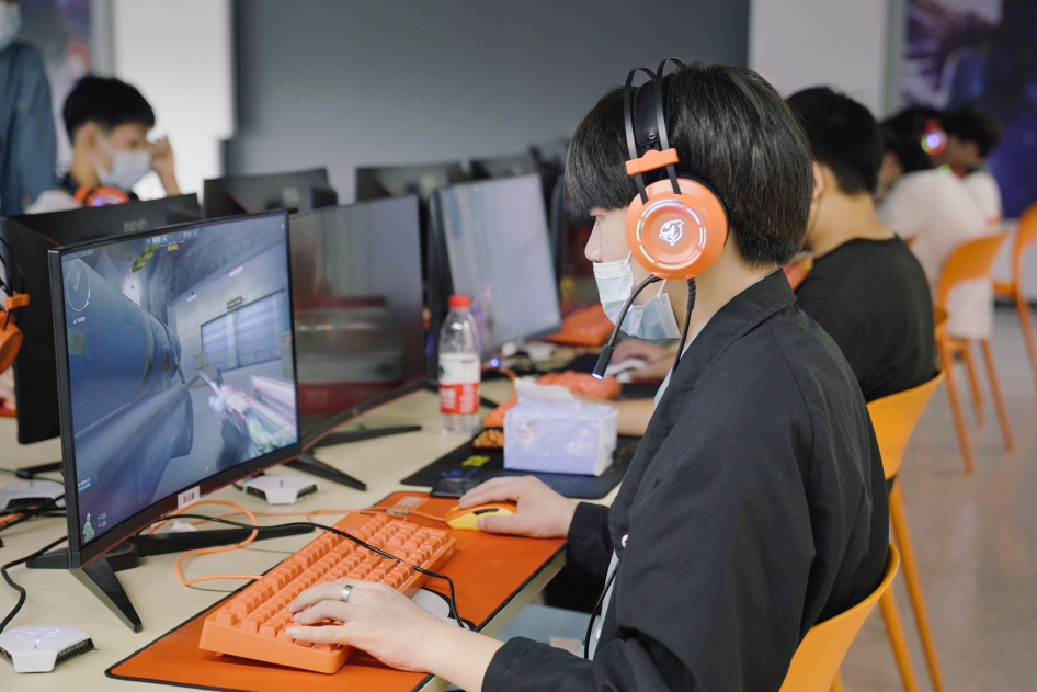 Ϊδ�����ܣ������»�У��Ԥ�����а���������У�