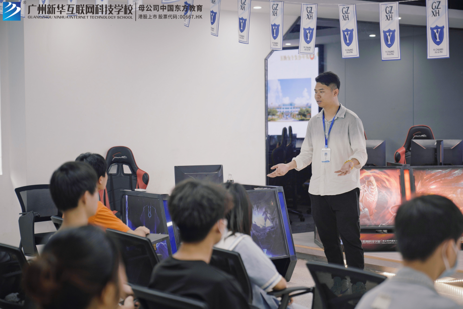 �߽�������ҫ�������������Σ����羺��ҵ�ķ�չ