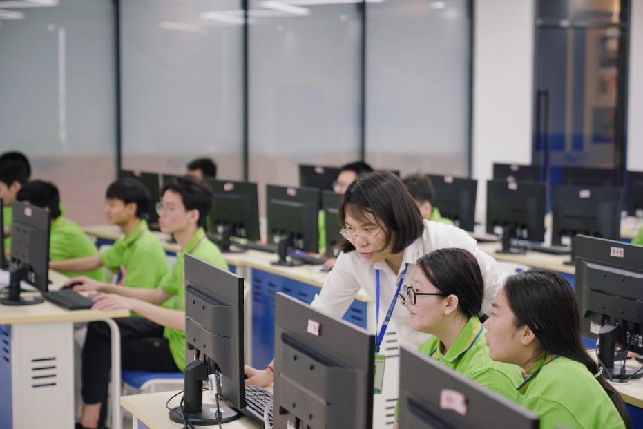 ����ʱ1��|�������죬�����»�У��Ԥ�����а࿪������