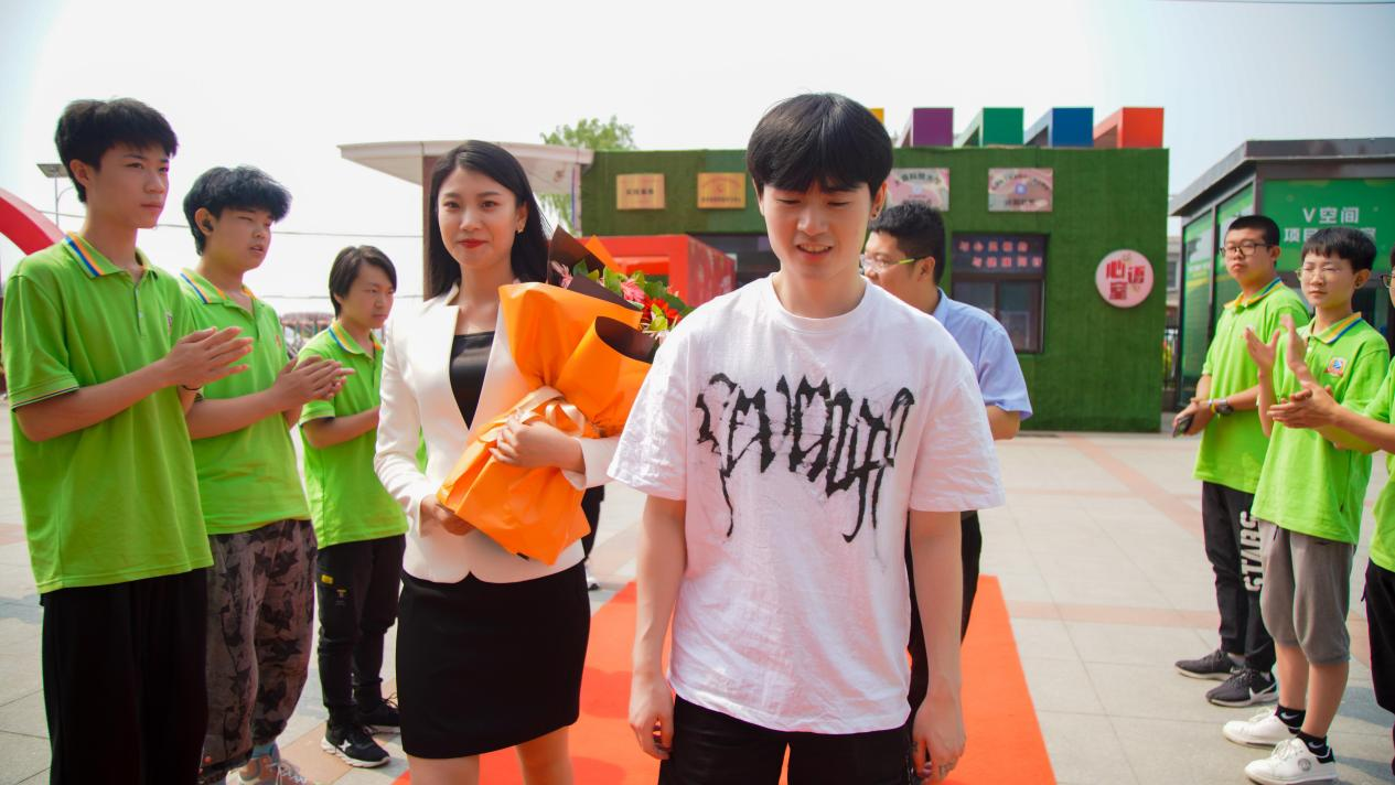 ����ʦ���ˡ�������ȫ���𺽣���������롱��ҩ���鿪����