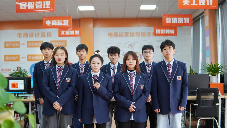 �����»����м���������ʮ���塱�滮��ȫ�����������˲ųɳ�