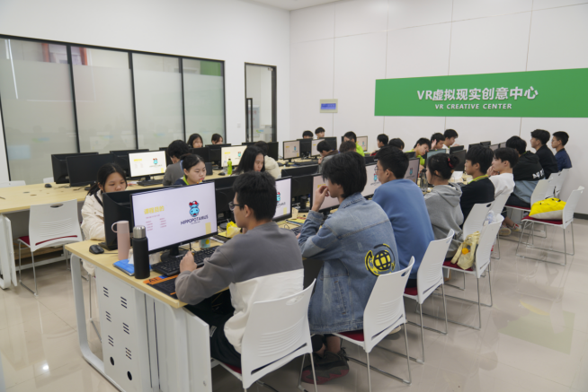 ���̼��ܴ����ɹ����У���չѧ��רҵ���