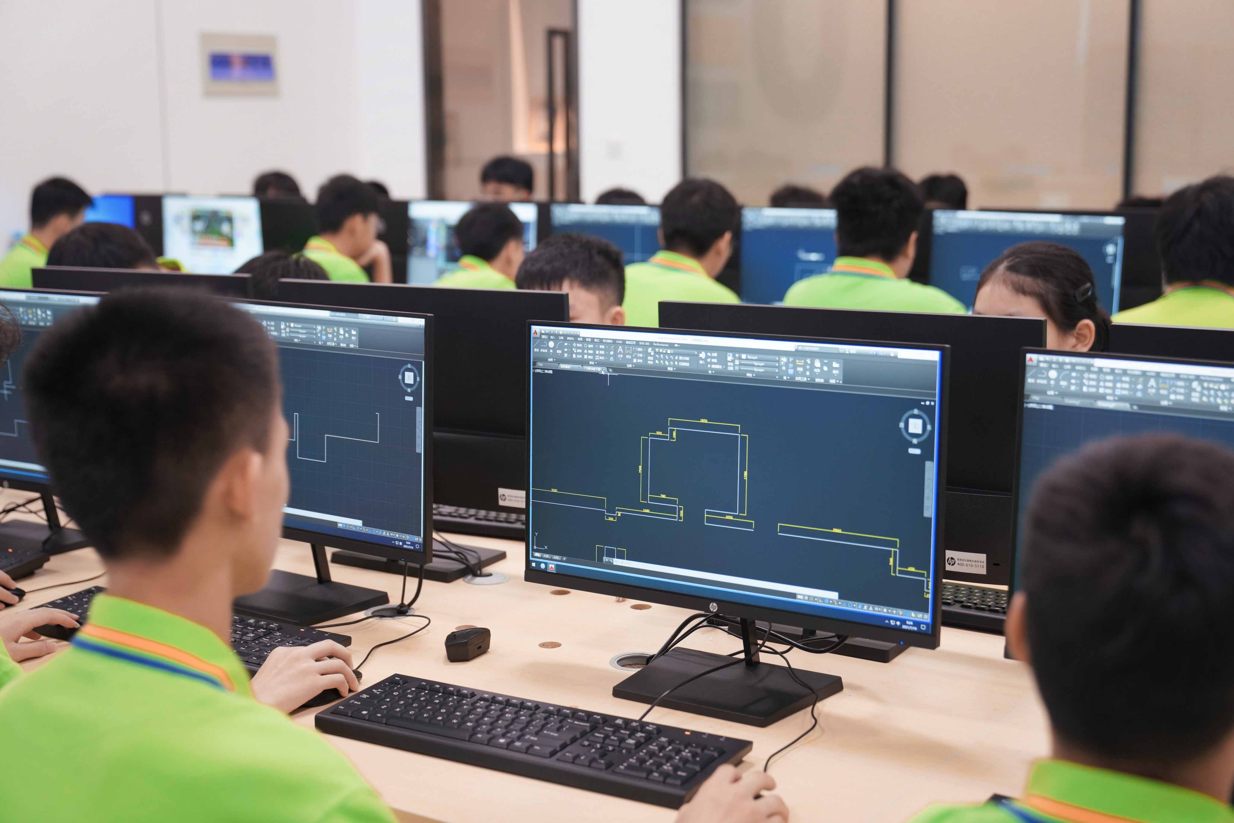 ְҵ����ָ�������·��򣬹����»�2022�＾У��Ԥ�ư����������