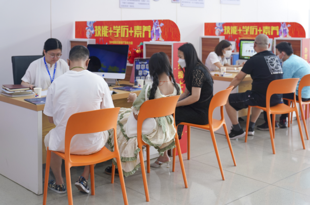 ��������֪��Ϊʲô�����б�ҵ��Ҫ��ǰ��У�������»������㣡