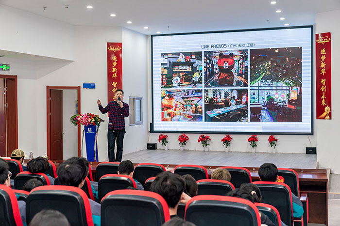 �����ܼ�VR�󿧽���