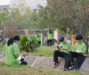 �»��������Ƽ�ѧУУ԰����