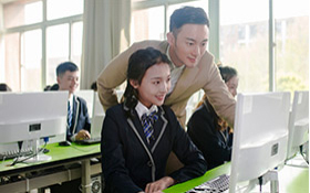 �����»������Ƽ�ѧУ