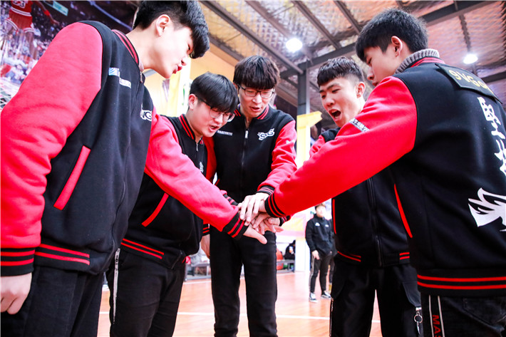 ����ѧ�羺�Ǽ�ѧУ��