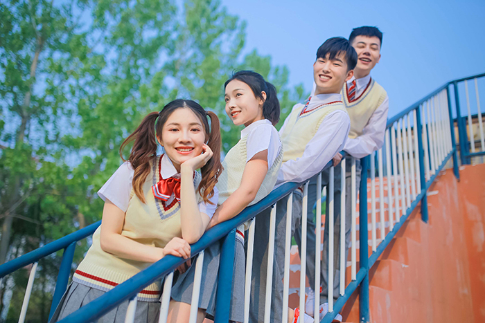 �»��������Ƽ�Я������ ����ί���˲� ��ѧ���ͺ�ҵ��