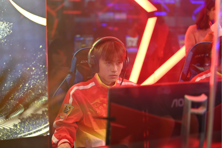 <�»�רҵ˵>�й����Ӿ�����Ȼ�߸��ͽ�