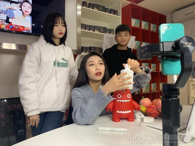 �»��������Ƽ�У������෽�����������˲���̬Ȧ��