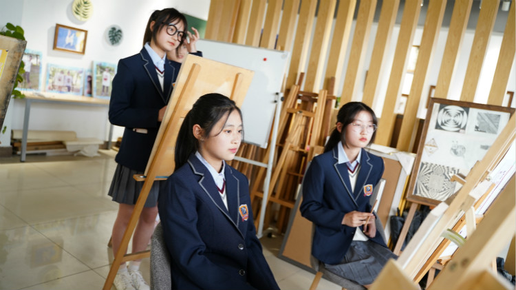 ְҵԺУ��ҵ��ѧ����δ����ҵ����Щ���ƣ�