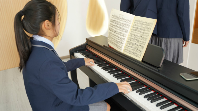 ְҵԺУ��ҵ��ѧ����δ����ҵ����Щ���ƣ�