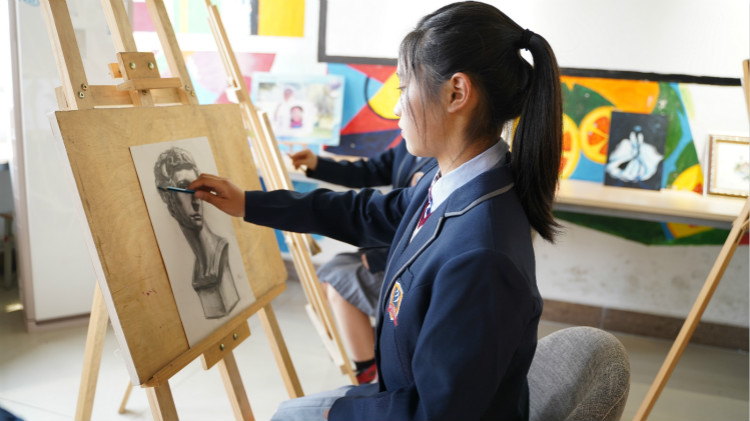 ְҵԺУ��ҵ��ѧ����δ����ҵ����Щ���ƣ�