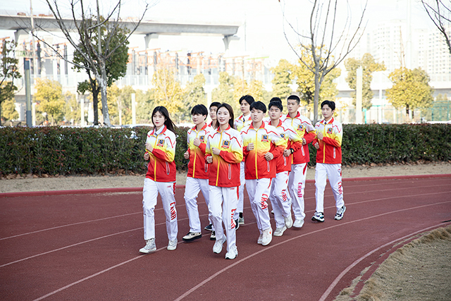 �������»�����ѧУ