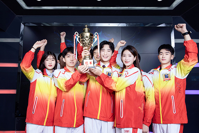 ��У���Ƽ��С�Ǯ;��������רҵ