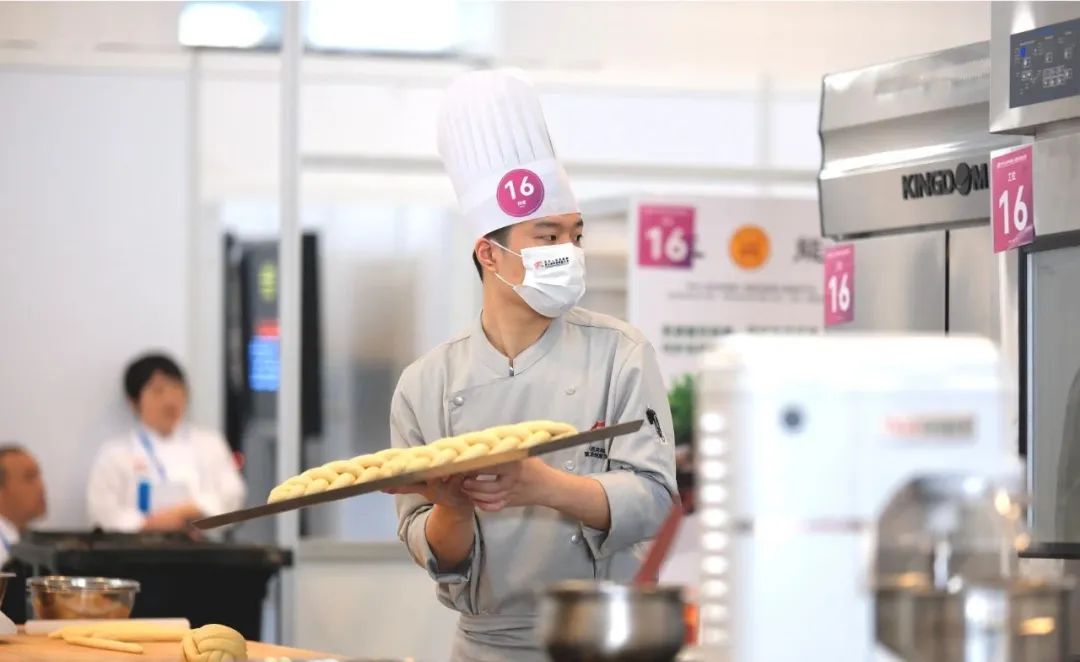 �������»�����ѧУ