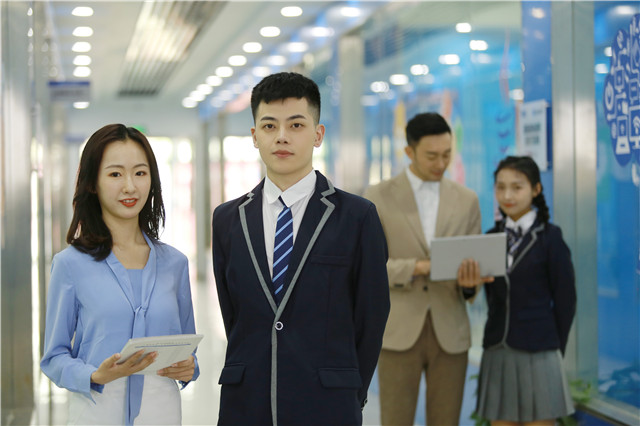 ְУѧ�������������ΪʲôԽ��Խ����˶�Ը��ȥѧ������