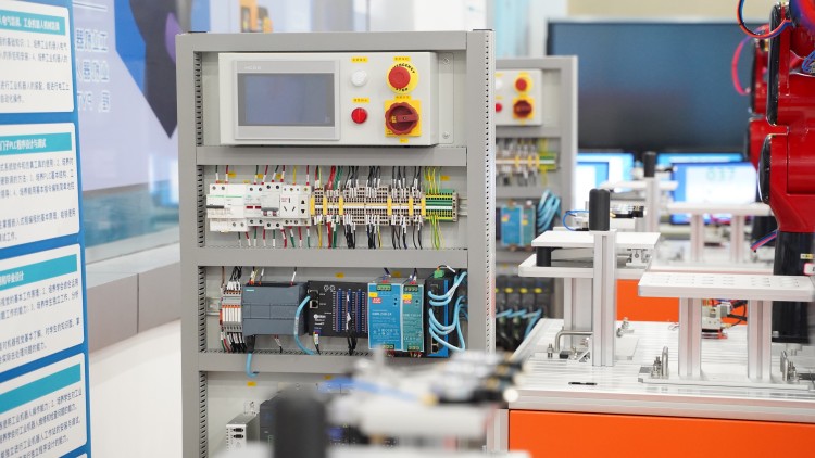 ChatGPT 来了,你的未来将何去何从?