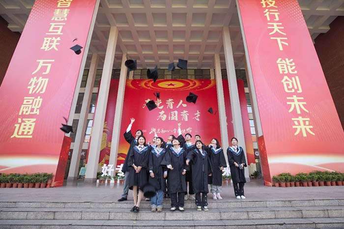 ���б�ҵ����������Уѧ�������ӵ����δ��