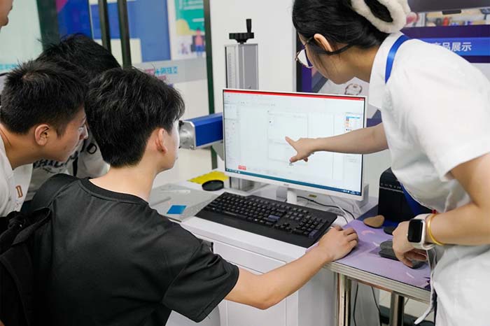 1750318917858990.jpg yy.jpg