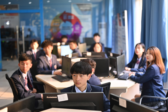 �������»�����ѧУ